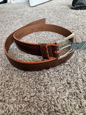 🔥 Allen Edmonds Men’s Brown and Orange Man Creek Leather belt Size 38